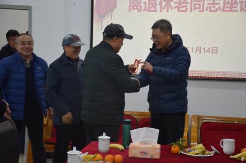 说明: //www.dmillerco.com/__local/C/D9/17/67F9DA73588BBF043572C4FC2A3_132A3F24_F4C6.jpg