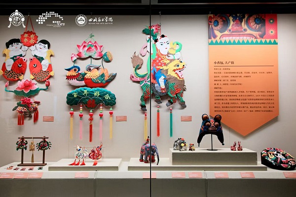 展览现场作品。
供图