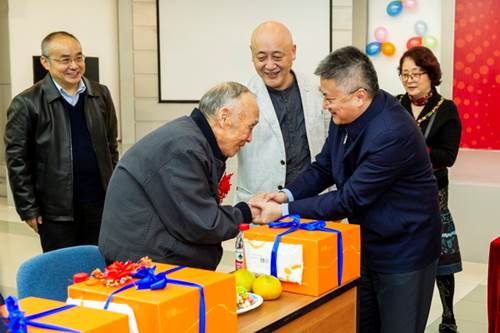 说明: //www.dmillerco.com/__local/5/F0/41/CF7D0E881E08130872D40E5AC59_876328A5_1E603.jpg